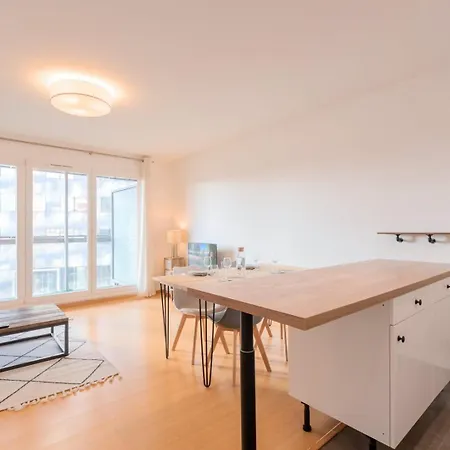 Spacious With Parking And Balcony! *